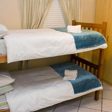 Bed and Breakfast De Helling Self Catering Brackenfell Esterno foto