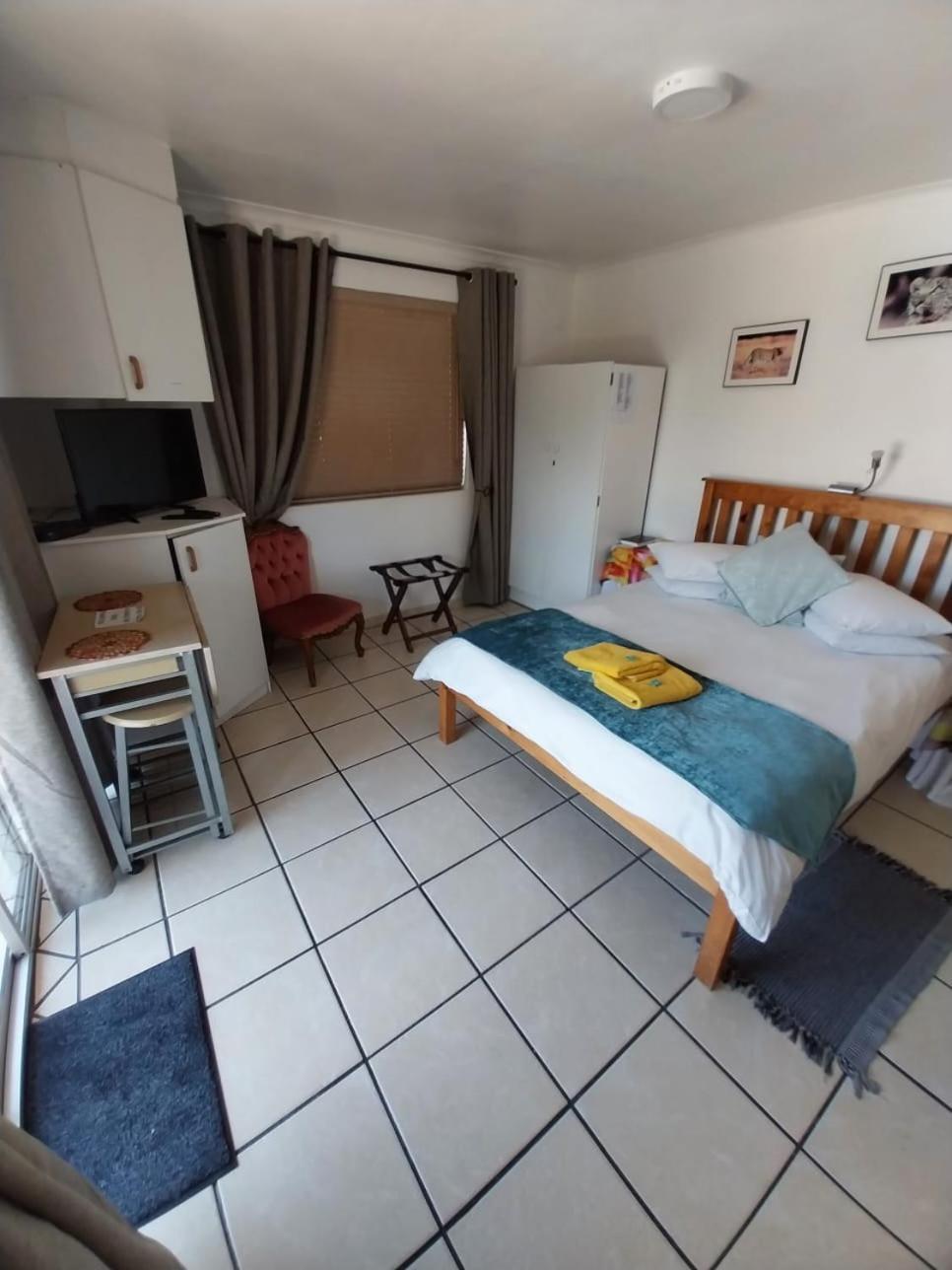 Bed and Breakfast De Helling Self Catering Brackenfell Esterno foto