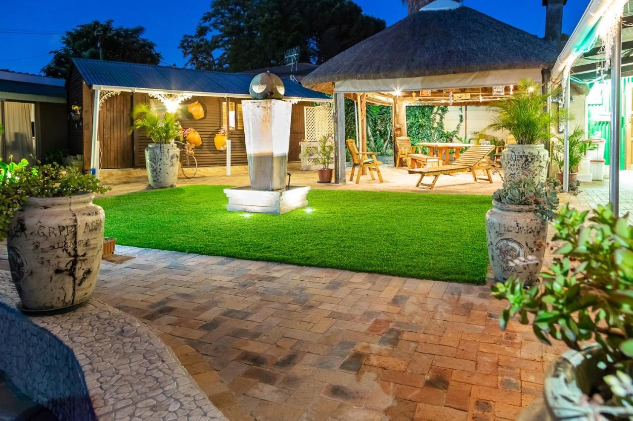 Bed and Breakfast De Helling Self Catering Brackenfell Esterno foto