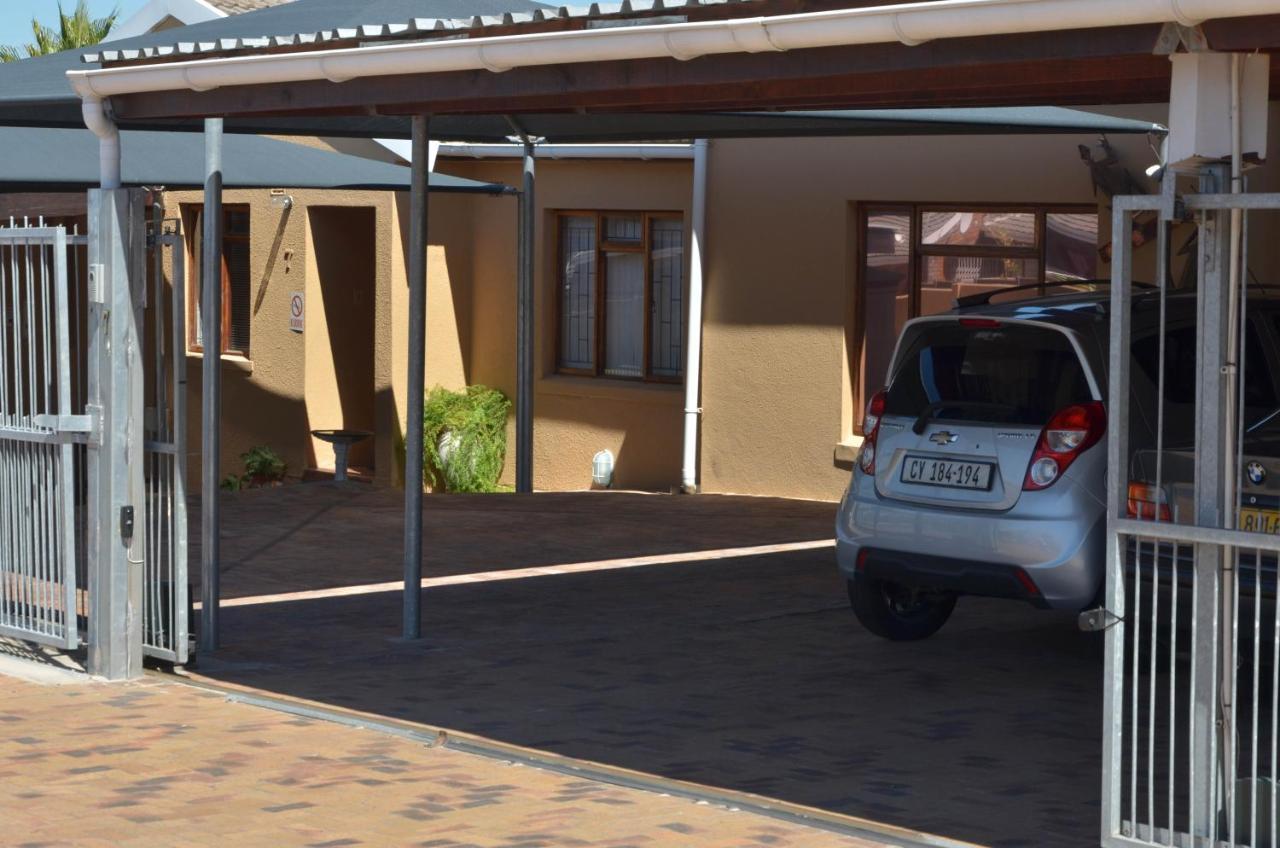 Bed and Breakfast De Helling Self Catering Brackenfell Esterno foto